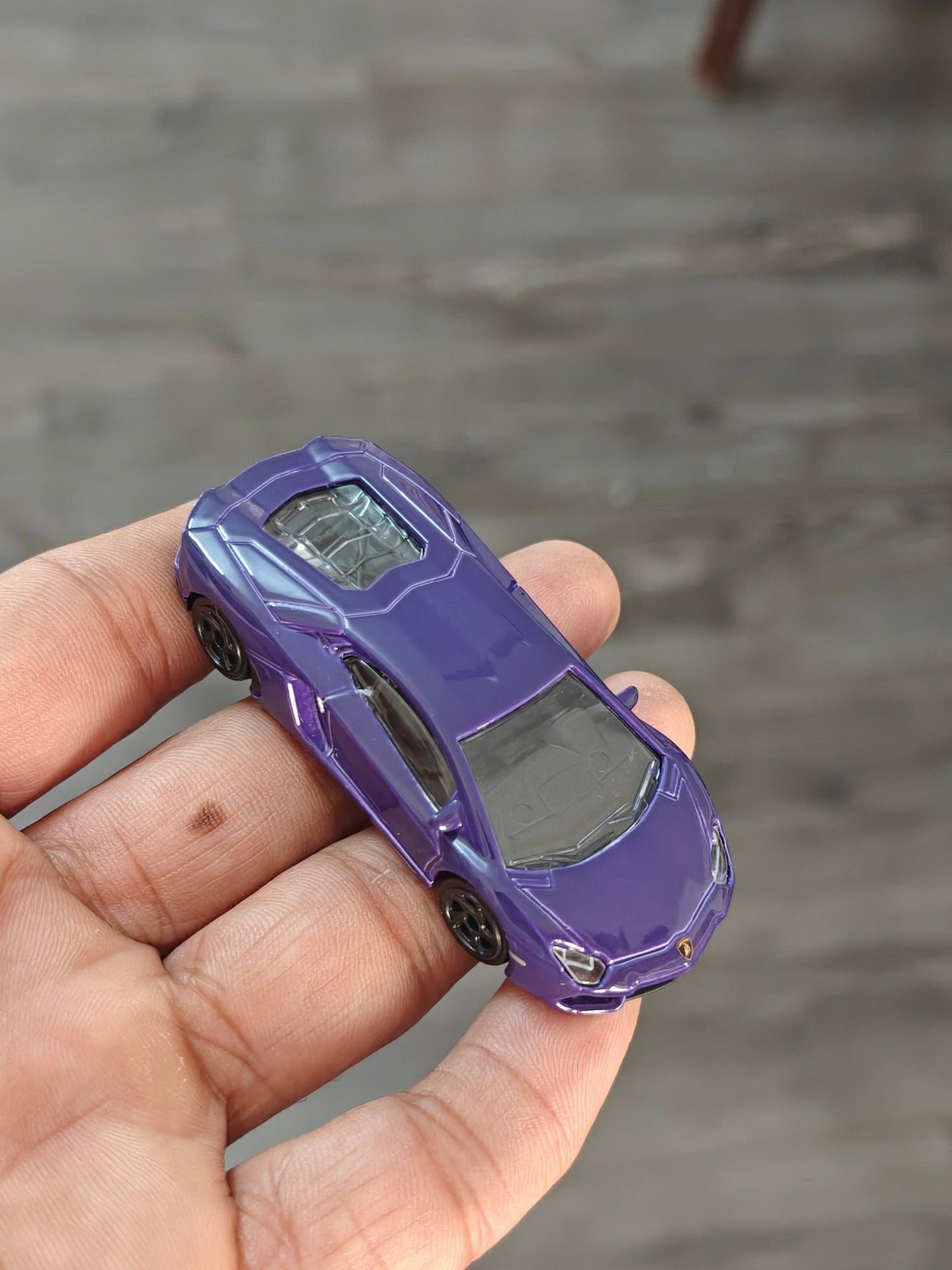 Majorette Lamborghini Aventador - Purple (Uncarded - New) - Kinder Logs