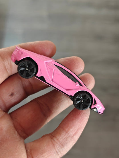 Majorette Lamborghini Centenario - Pink (Uncarded) - Kinder Logs
