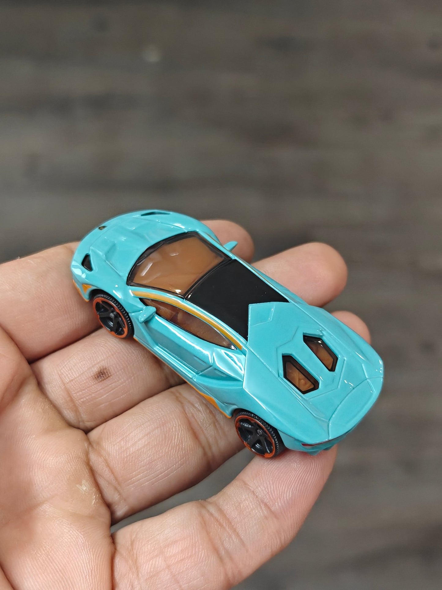 Majorette Lamborghini Centenario - Turquoise (Uncarded - New) - Kinder Logs