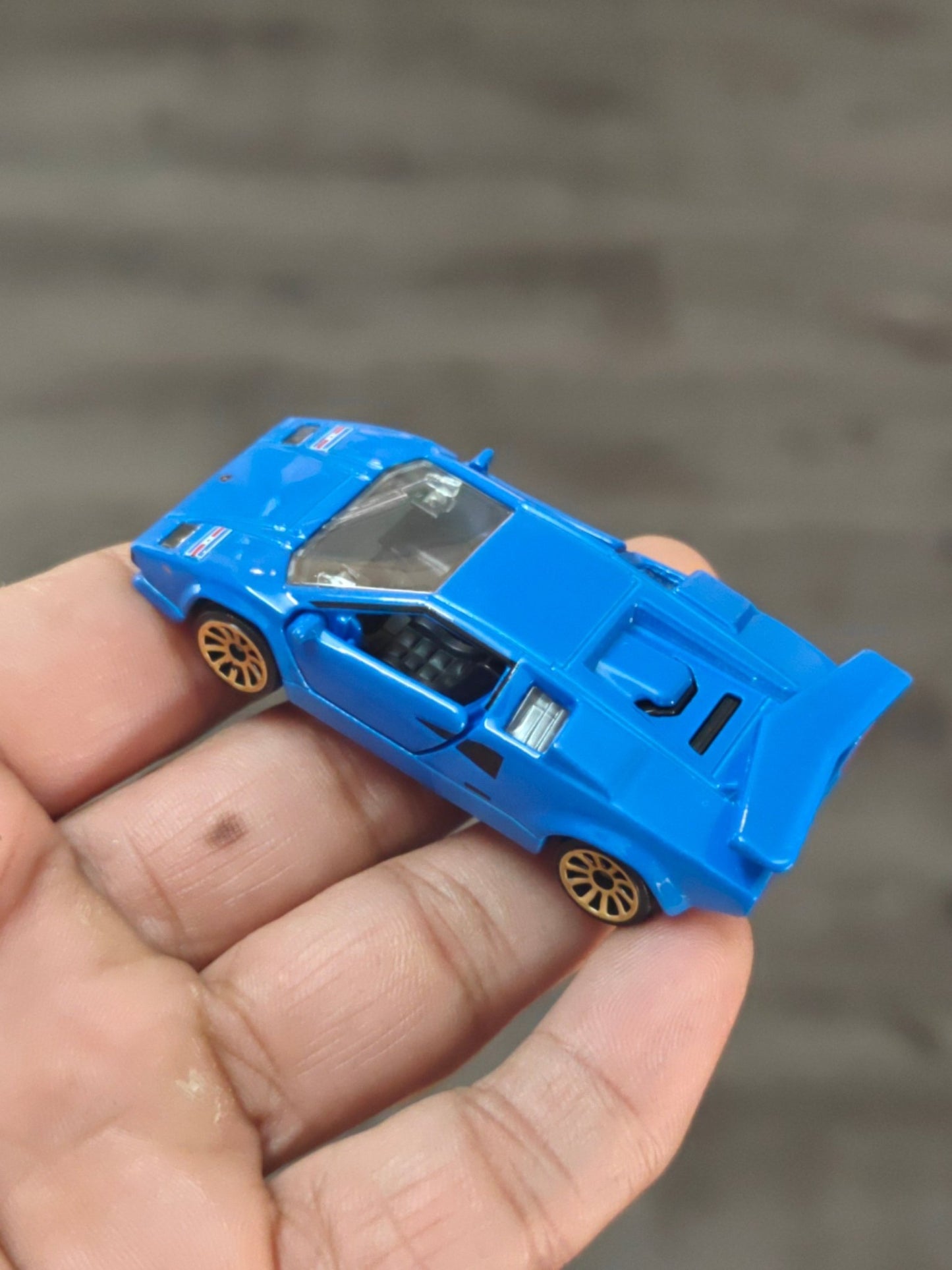 Majorette Lamborghini Countach LP400 S - Blue (Uncarded - New) - Kinder Logs