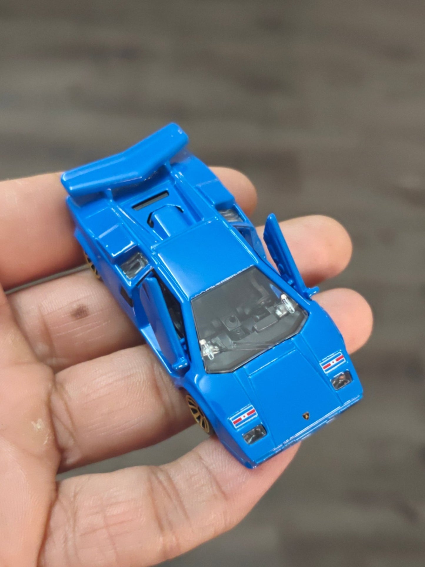 Majorette Lamborghini Countach LP400 S - Blue (Uncarded - New) - Kinder Logs