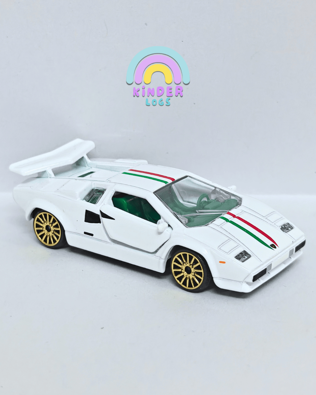 Majorette Lamborghini Countach LP400 - White (Uncarded - New) - Kinder Logs