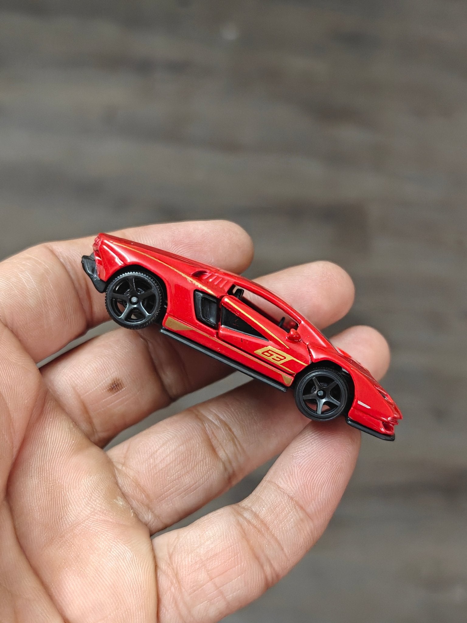 Majorette Lamborghini Countach LPI 800 - 4 - Red (Uncarded - New) - Kinder Logs