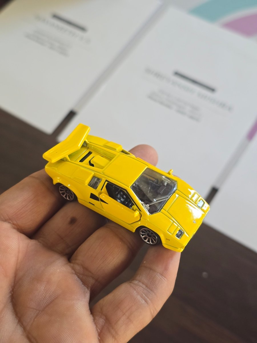 Majorette Lamborghini Countach - Yellow (Uncarded) - Kinder Logs