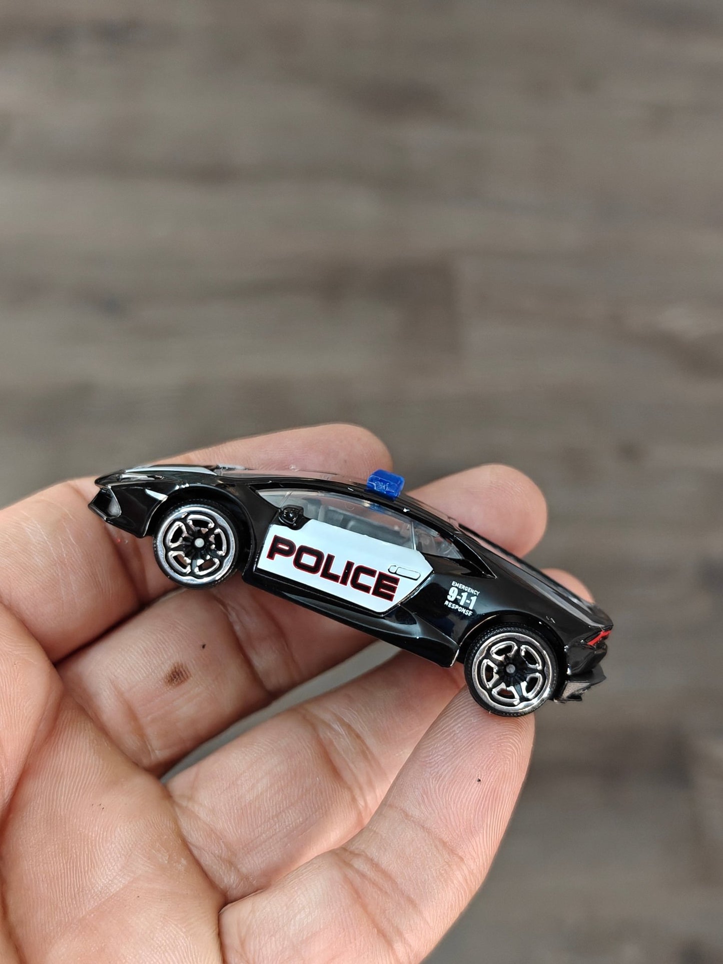 Majorette Lamborghini Huracan LP610 - 4 Police Car (Uncarded - New) - Kinder Logs
