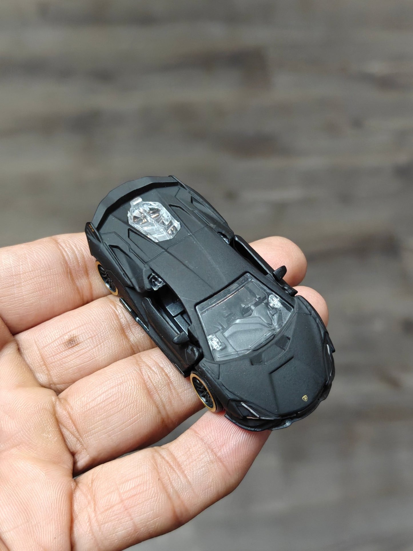 Majorette Lamborghini Sian FKP 37 Black Edition (Uncarded - New) - Kinder Logs
