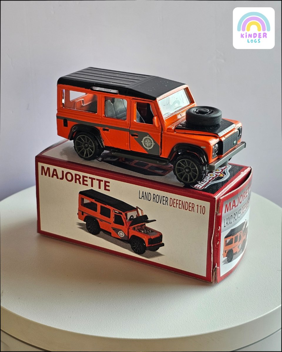 Majorette Land Rover Defender 110 (Uncarded) - Kinder Logs