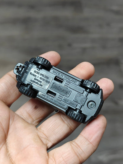 Majorette Land Rover Defender 90 Black Edition (Uncarded - New) - Kinder Logs