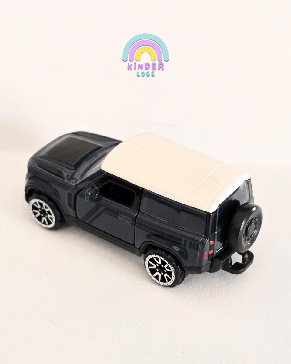 Majorette Land Rover Defender 90 With Airstream Sport 16 (Uncarded) - Kinder Logs