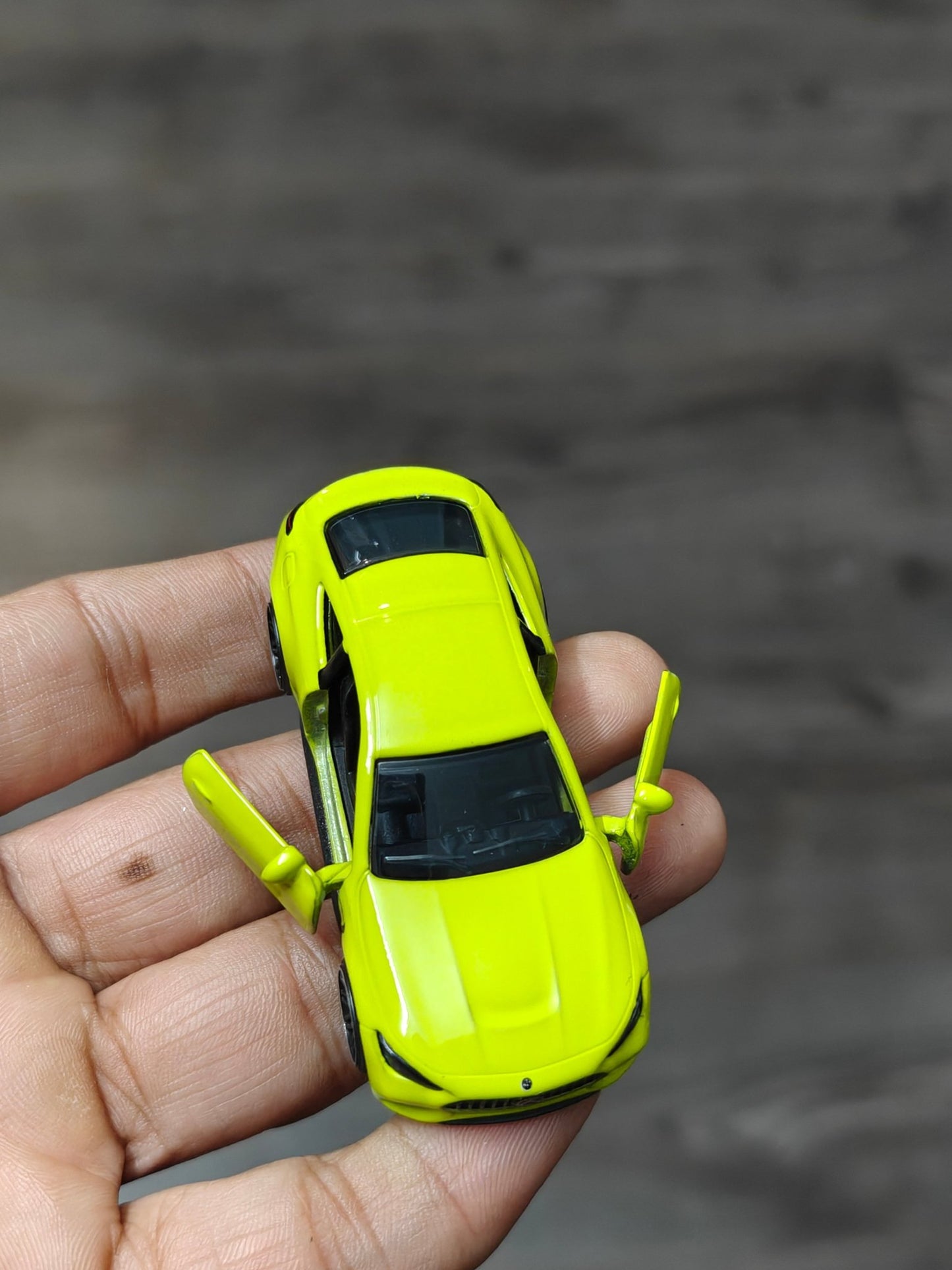 Majorette Mercedes - AMG CLE 63 - Neon Green (Uncarded - New) - Kinder Logs