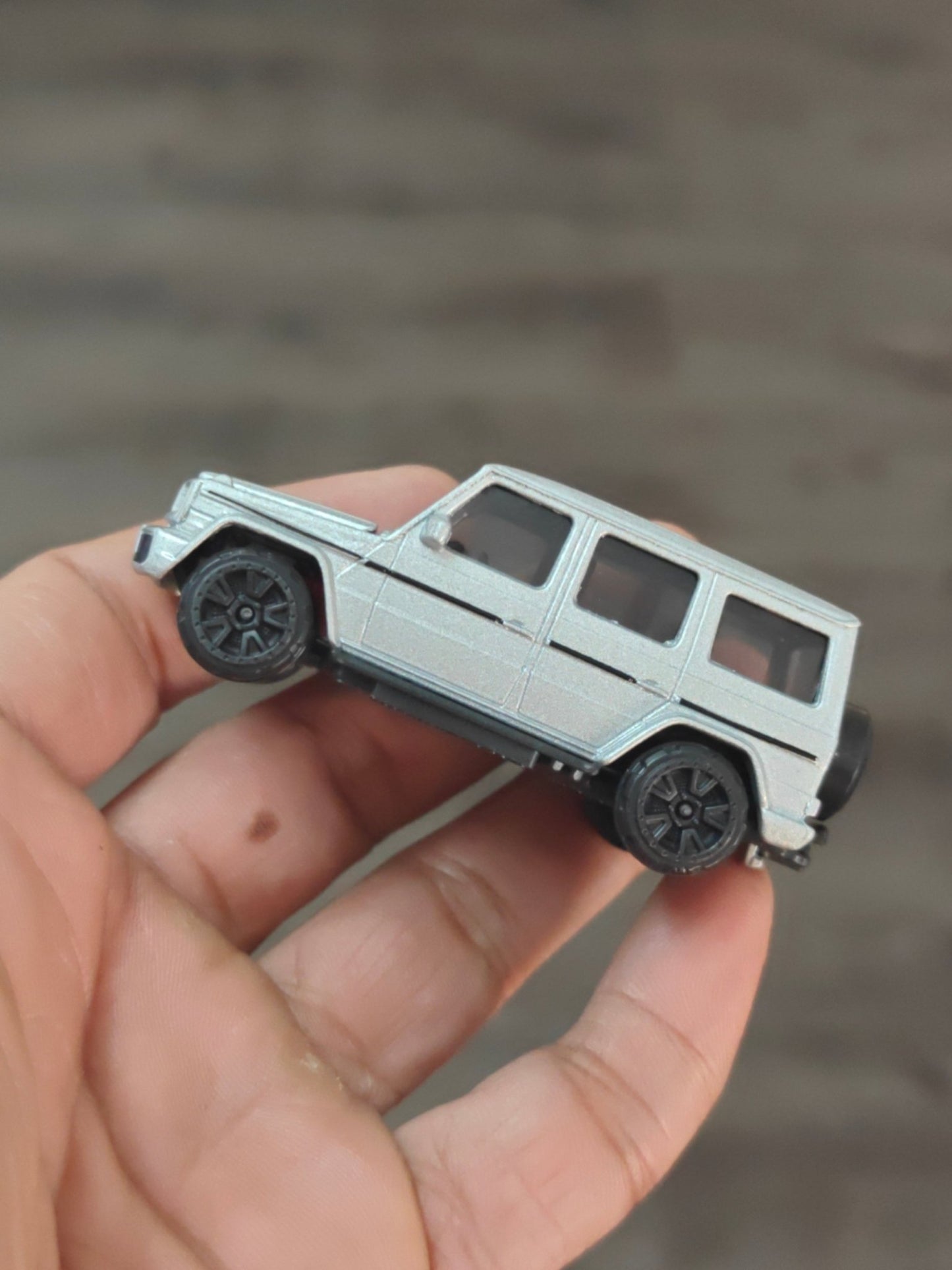 Majorette Mercedes - AMG G63 - Silver (Uncarded - New) - Kinder Logs