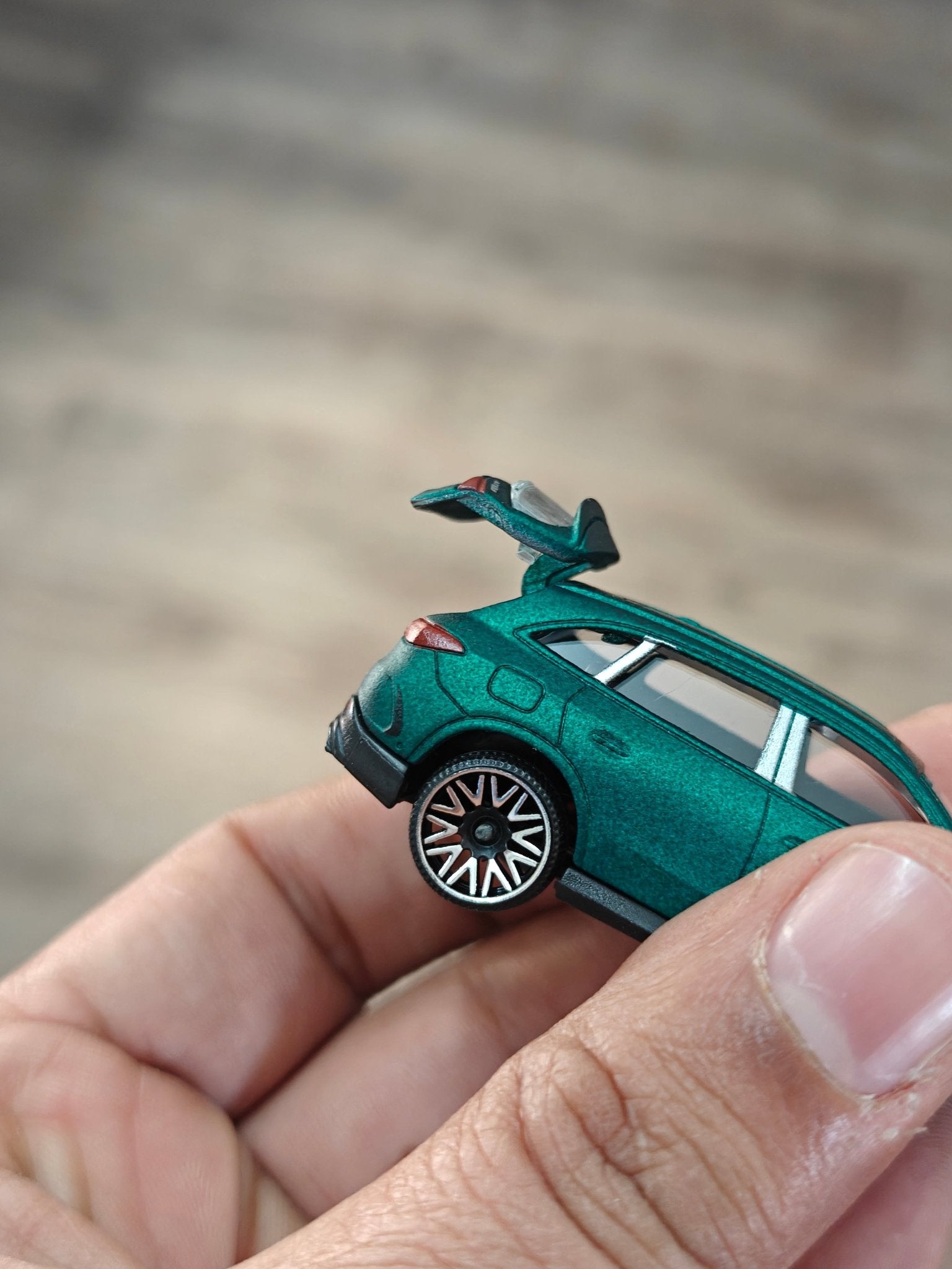 Majorette Mercedes - AMG GLC 63 S - Matte Green (Uncarded - New) - Kinder Logs