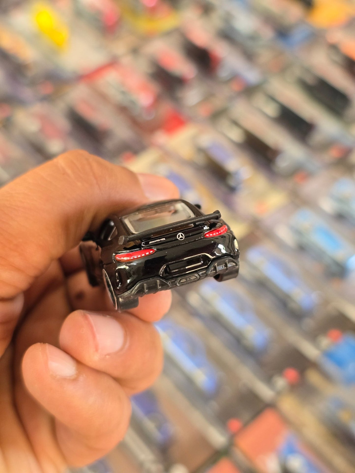 Majorette Mercedes - AMG GT R Black Edition (Uncarded) - Kinder Logs