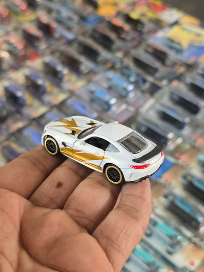 Majorette Mercedes - AMG GT R (Uncarded) - Kinder Logs