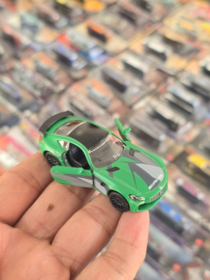 Majorette Mercedes - AMG GT R (Uncarded) - Kinder Logs