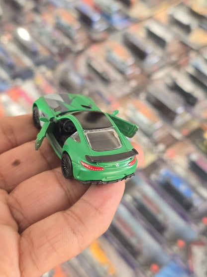 Majorette Mercedes - AMG GT R (Uncarded) - Kinder Logs