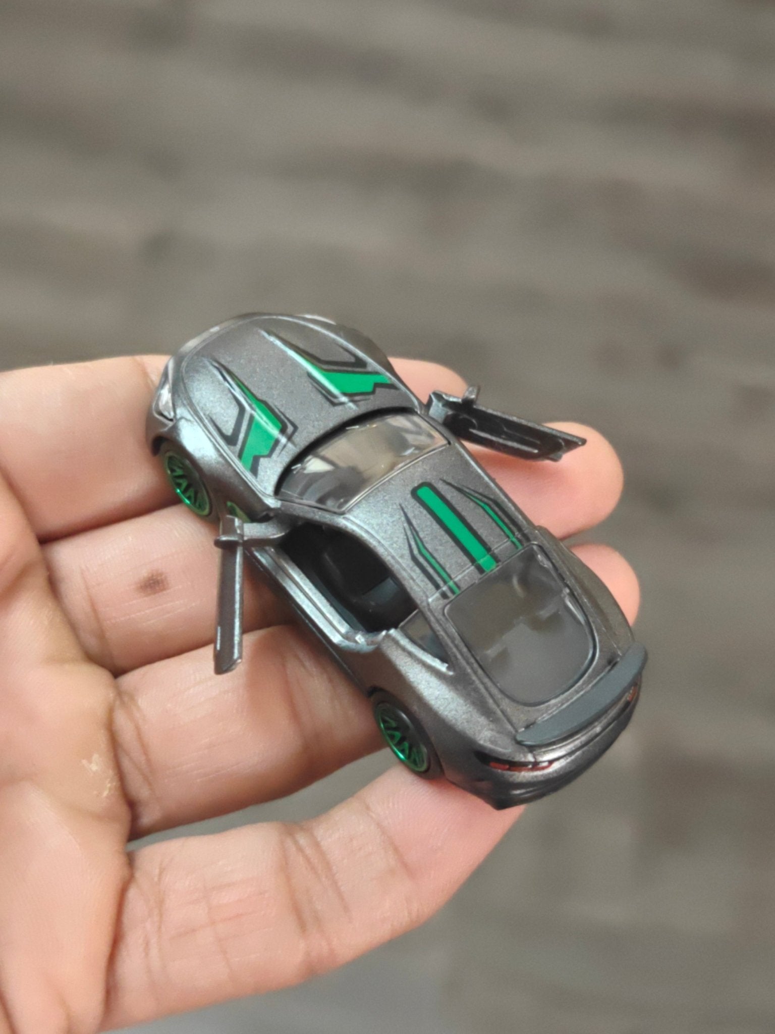 Majorette Mercedes - AMG GT63 - Matte Grey (Uncarded - New) - Kinder Logs