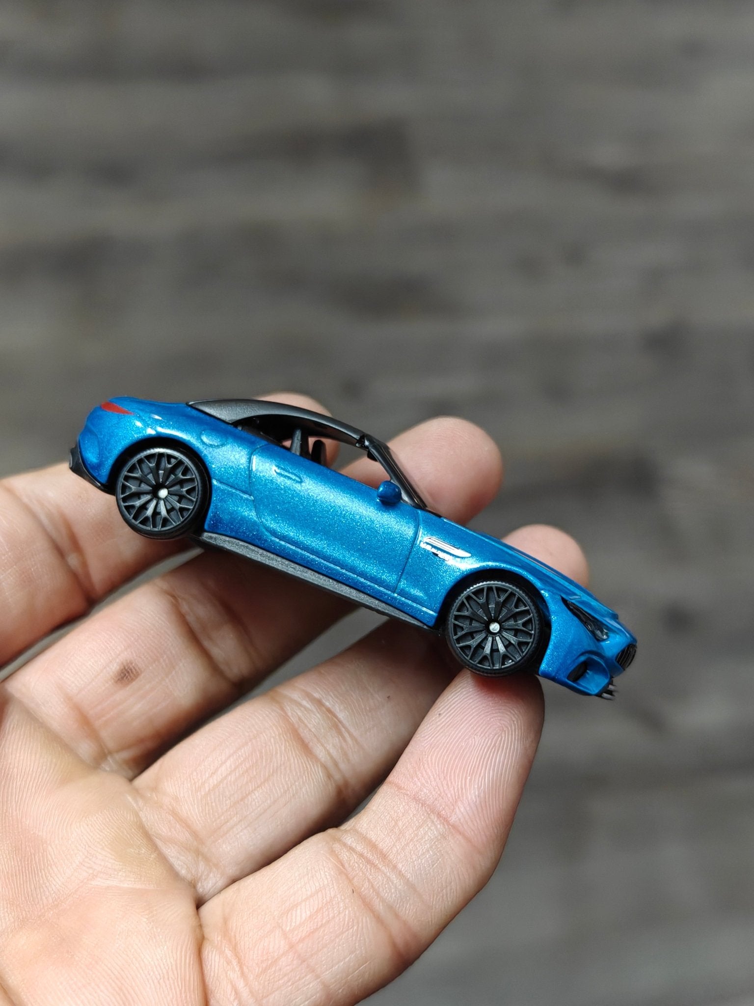 Majorette Mercedes - AMG SL 63 - Blue (Uncarded - New) - Kinder Logs