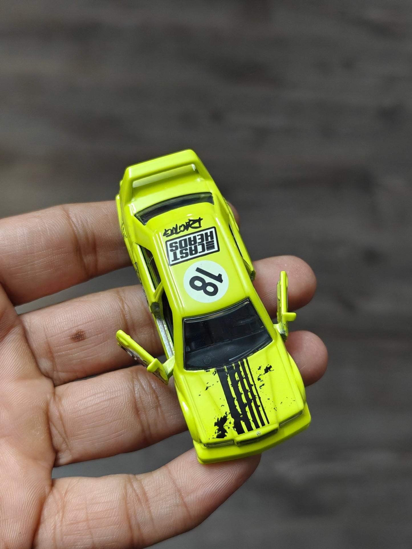 Majorette Mercedes - Benz 190 E 2.5 - 16 EVO II (Uncarded - New) - Kinder Logs