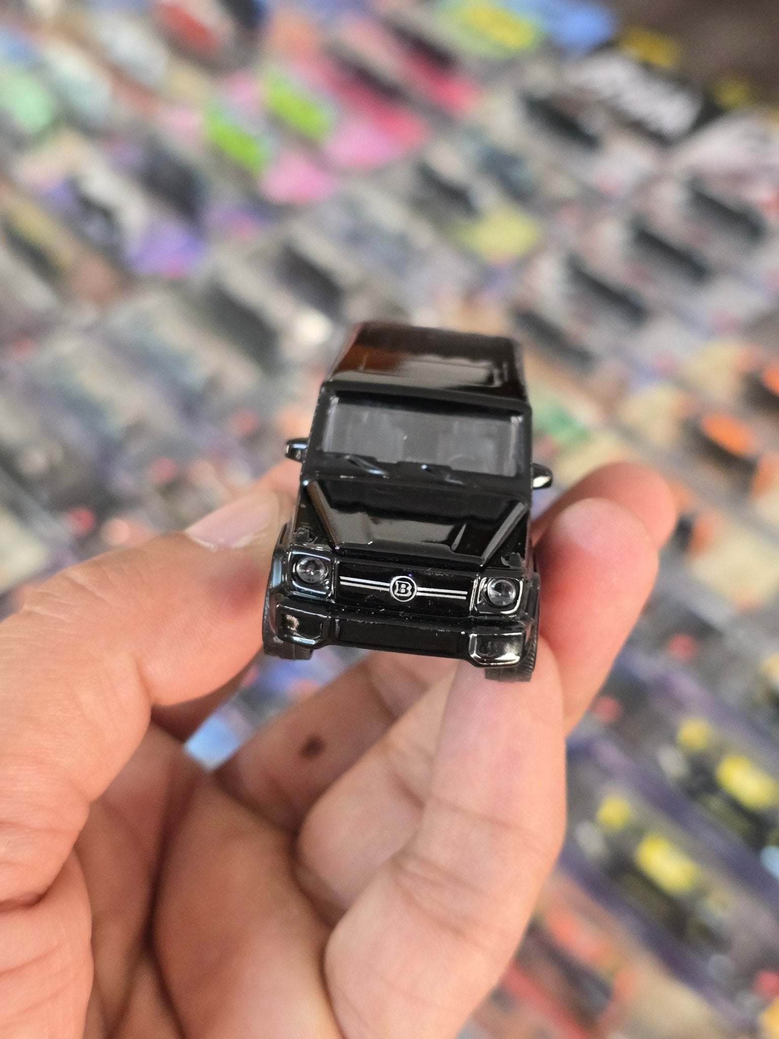 Majorette Mercedes Brabus B63s Black Edition (Uncarded) - Kinder Logs