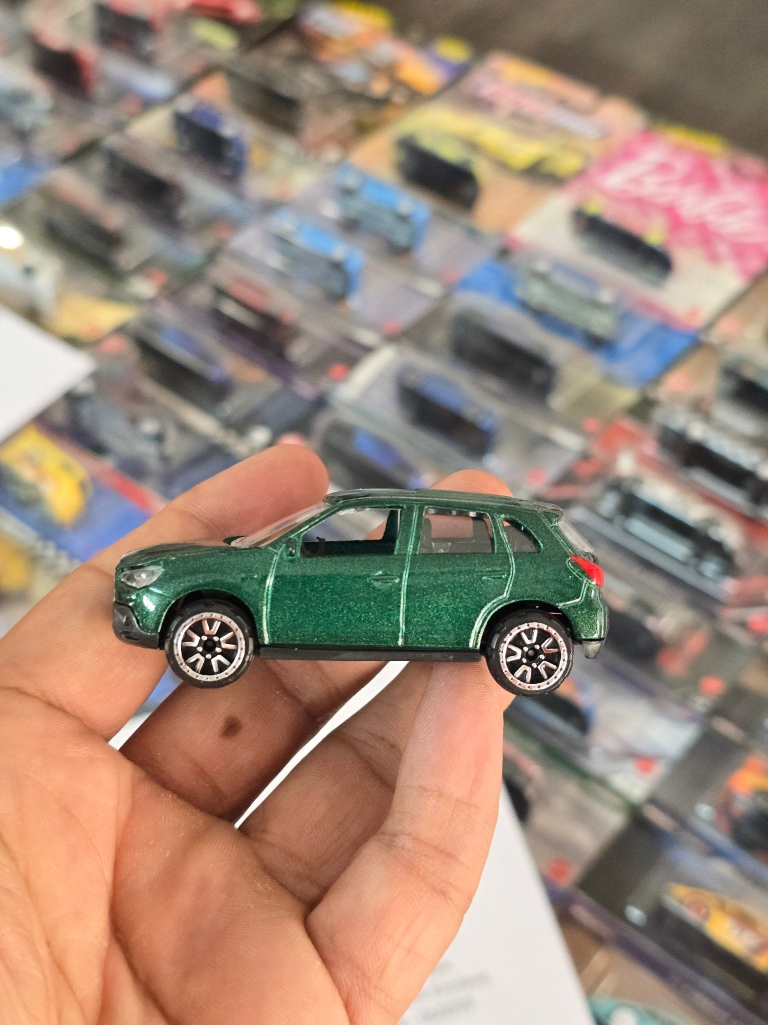Majorette Mitsubishi ASX - Green (Uncarded) - Kinder Logs