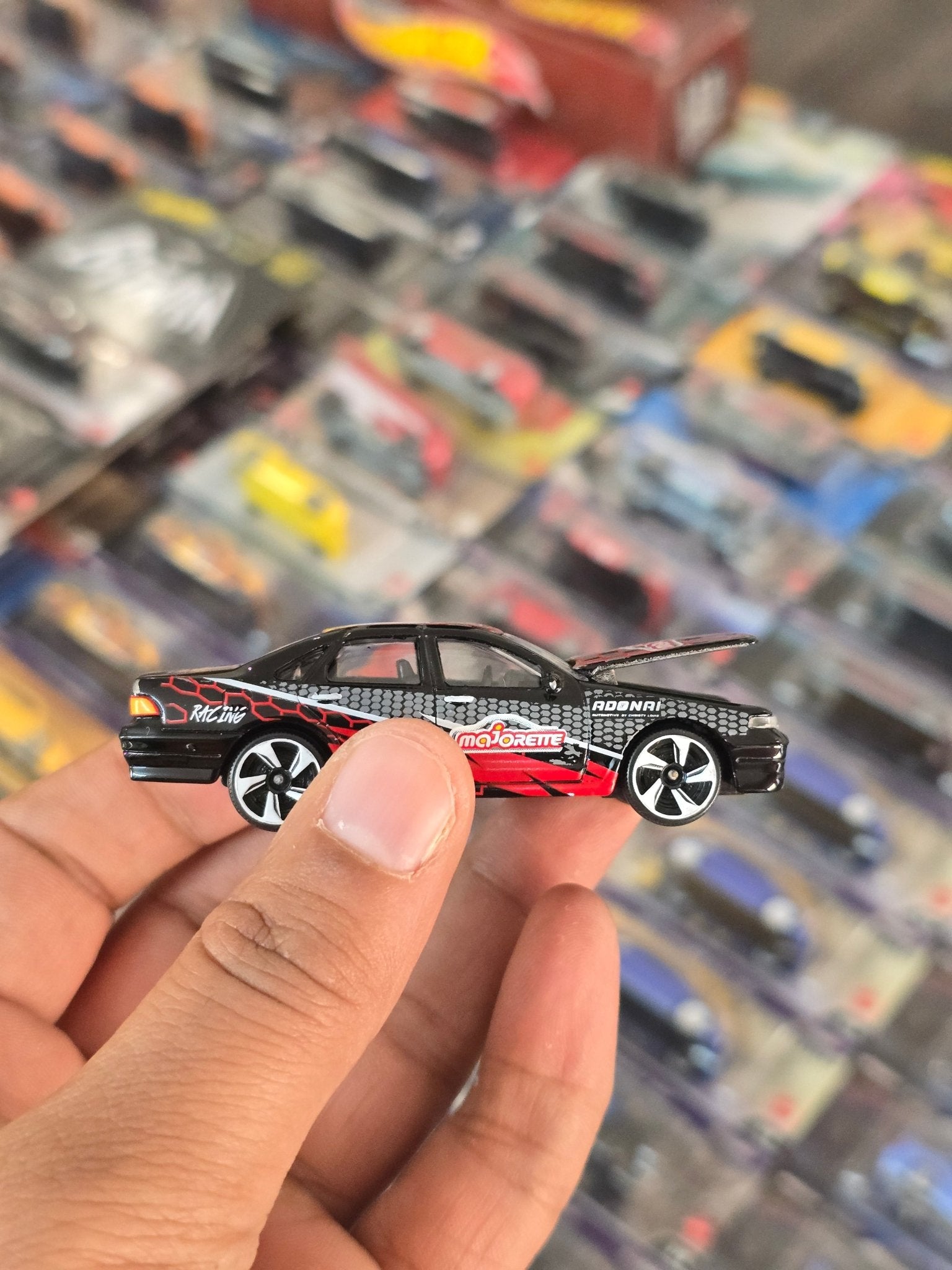 Majorette Nissan Cefiro A31 (Uncarded) - Kinder Logs