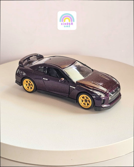 Majorette Nissan GT - R Gloss Paint With Gold Wheels (Uncarded) - Kinder Logs