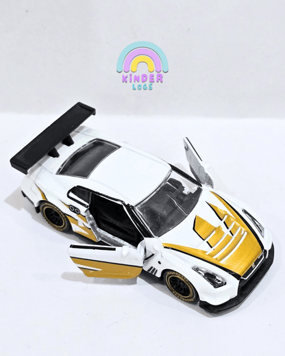 Majorette Nissan GT - R NISMO GT3 - White - Gold (Used Car) - Kinder Logs