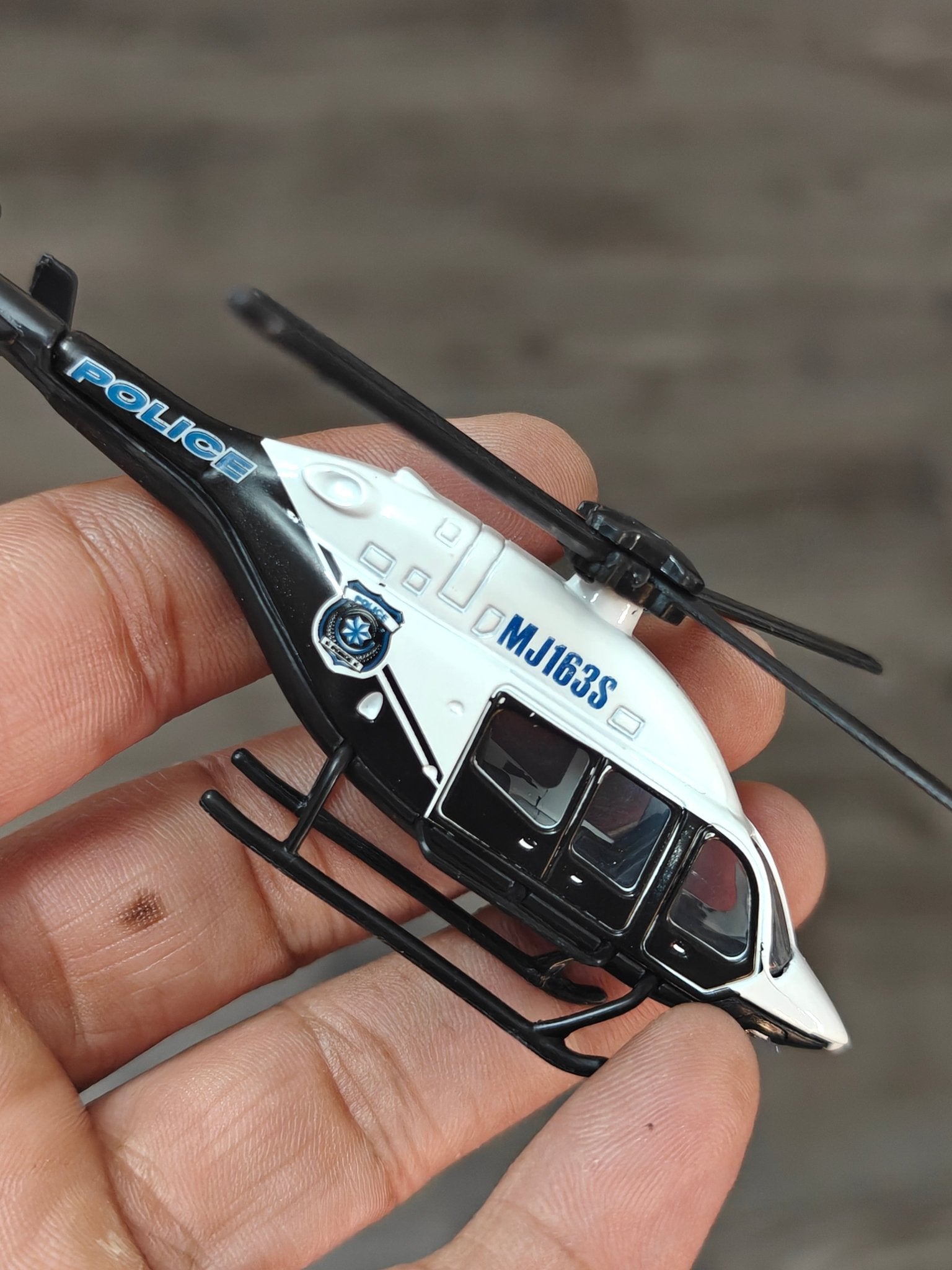 Majorette Police Helicopter - MJ163S Bell 429 (Uncarded - New) - Kinder Logs