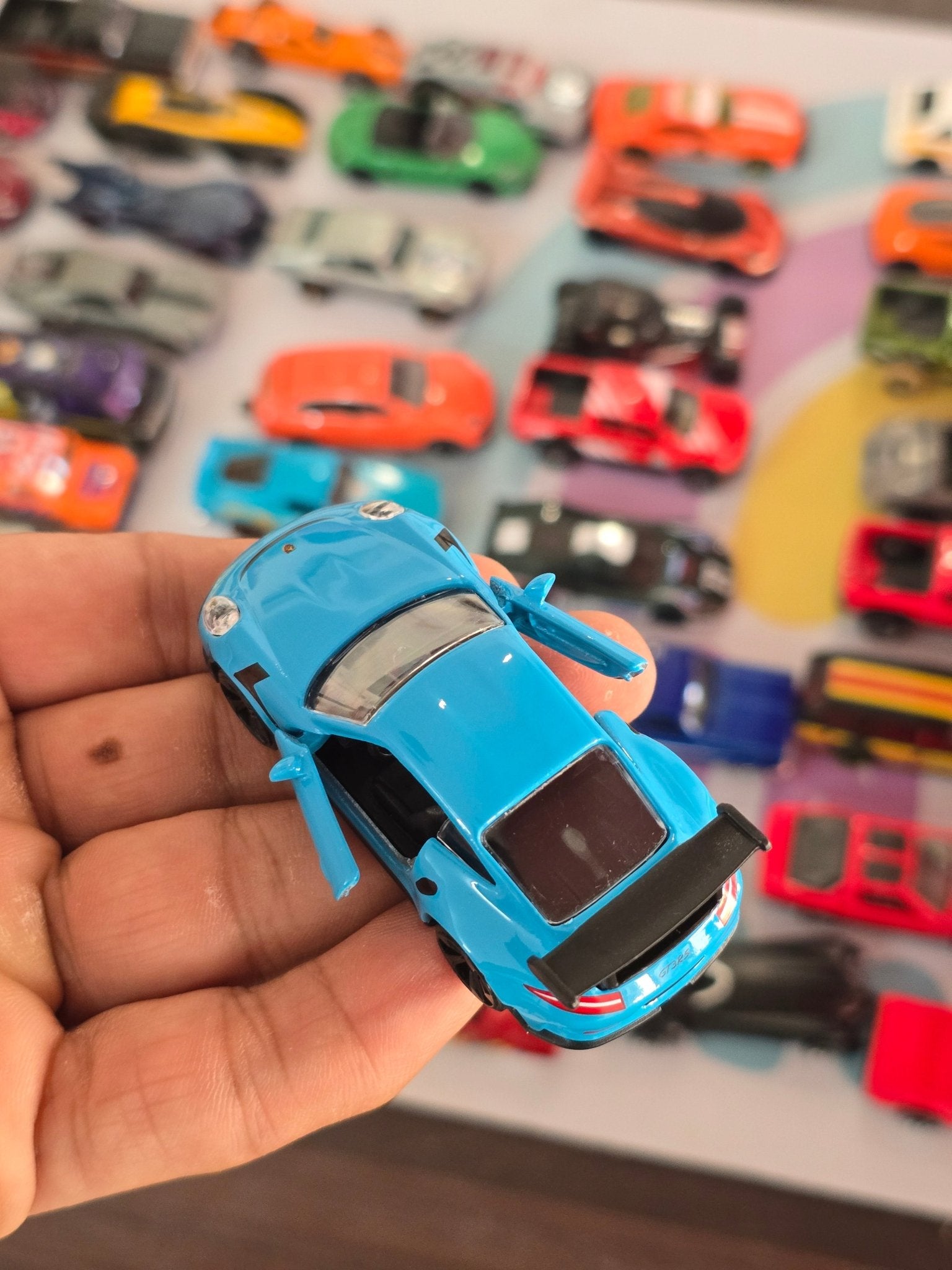 Majorette Porsche 911 GT3 RS - Blue With Black Alloys (Uncarded) - Kinder Logs