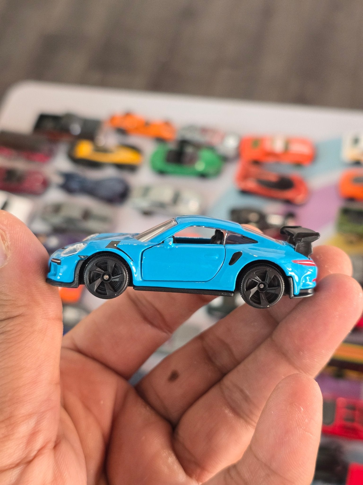 Majorette Porsche 911 GT3 RS - Blue With Black Alloys (Uncarded) - Kinder Logs