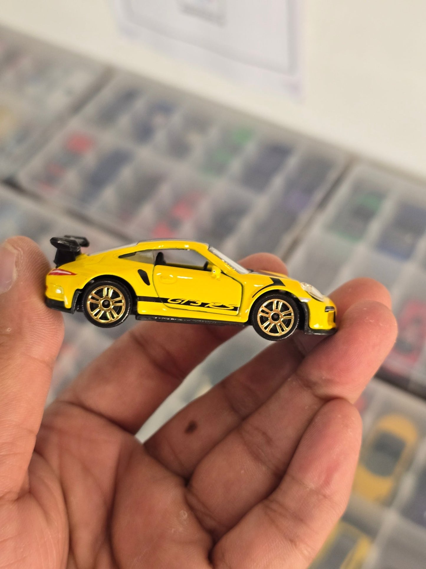 Majorette Porsche 911 GT3 RS - Yellow Color (Uncarded) - Kinder Logs
