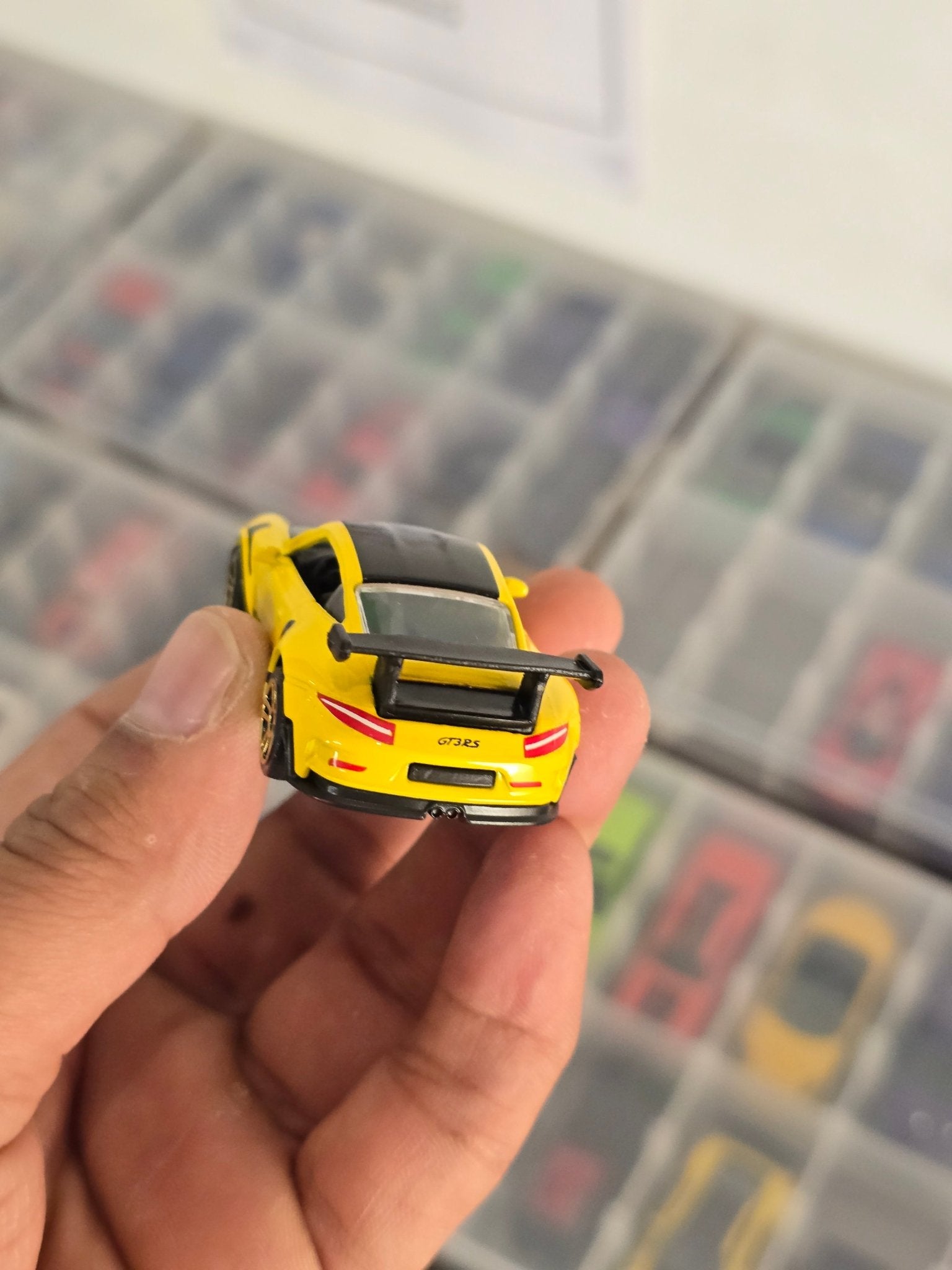 Majorette Porsche 911 GT3 RS - Yellow Color (Uncarded) - Kinder Logs
