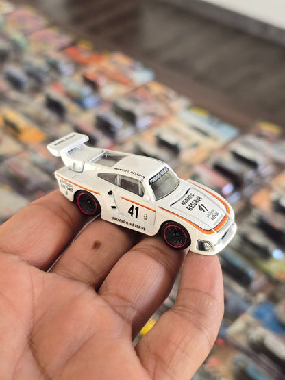 Majorette Porsche 935 K3 (Uncarded) - Kinder Logs