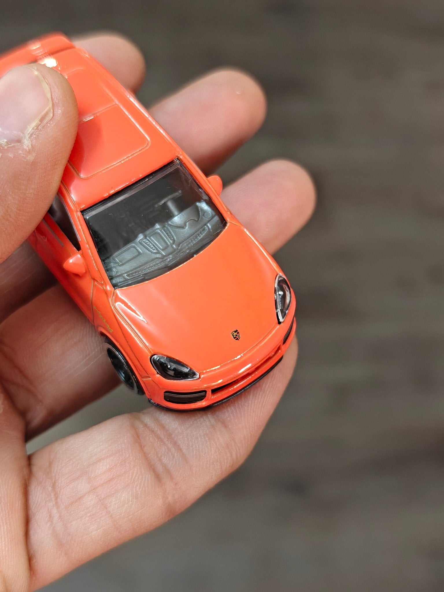 Majorette Porsche Cayenne Turbo - Orange (Uncarded - New) - Kinder Logs