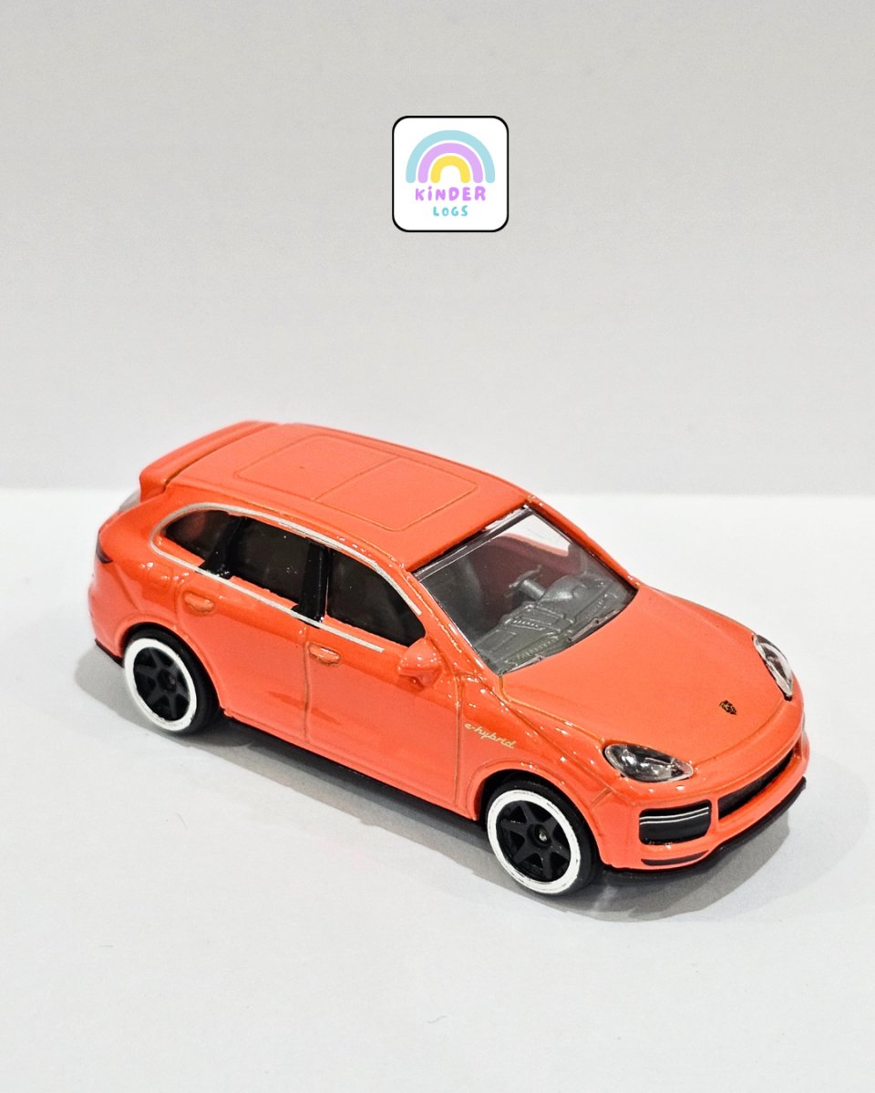 Majorette Porsche Cayenne Turbo (Uncarded) - Kinder Logs