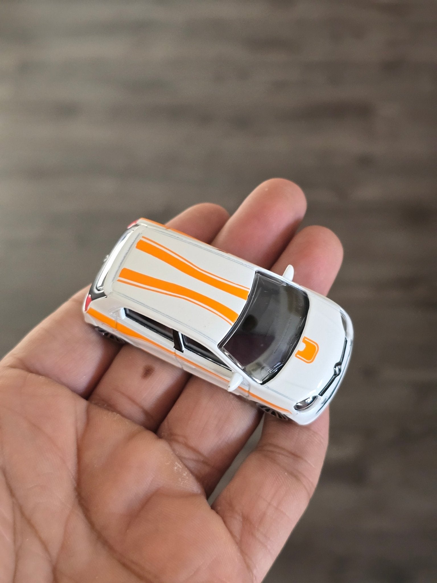 Majorette Renault Twingo - White (Uncarded - New) - Kinder Logs