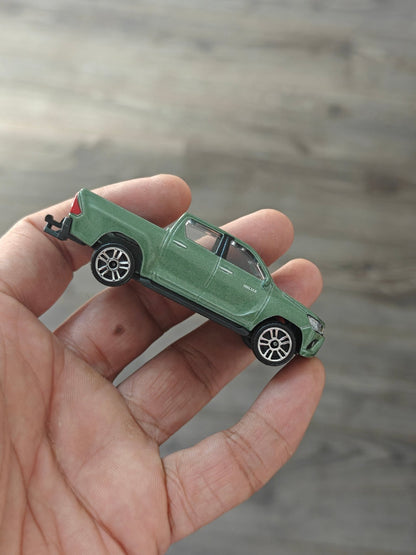 Majorette Toyota Hilux REVO - Green (Uncarded - New) - Kinder Logs