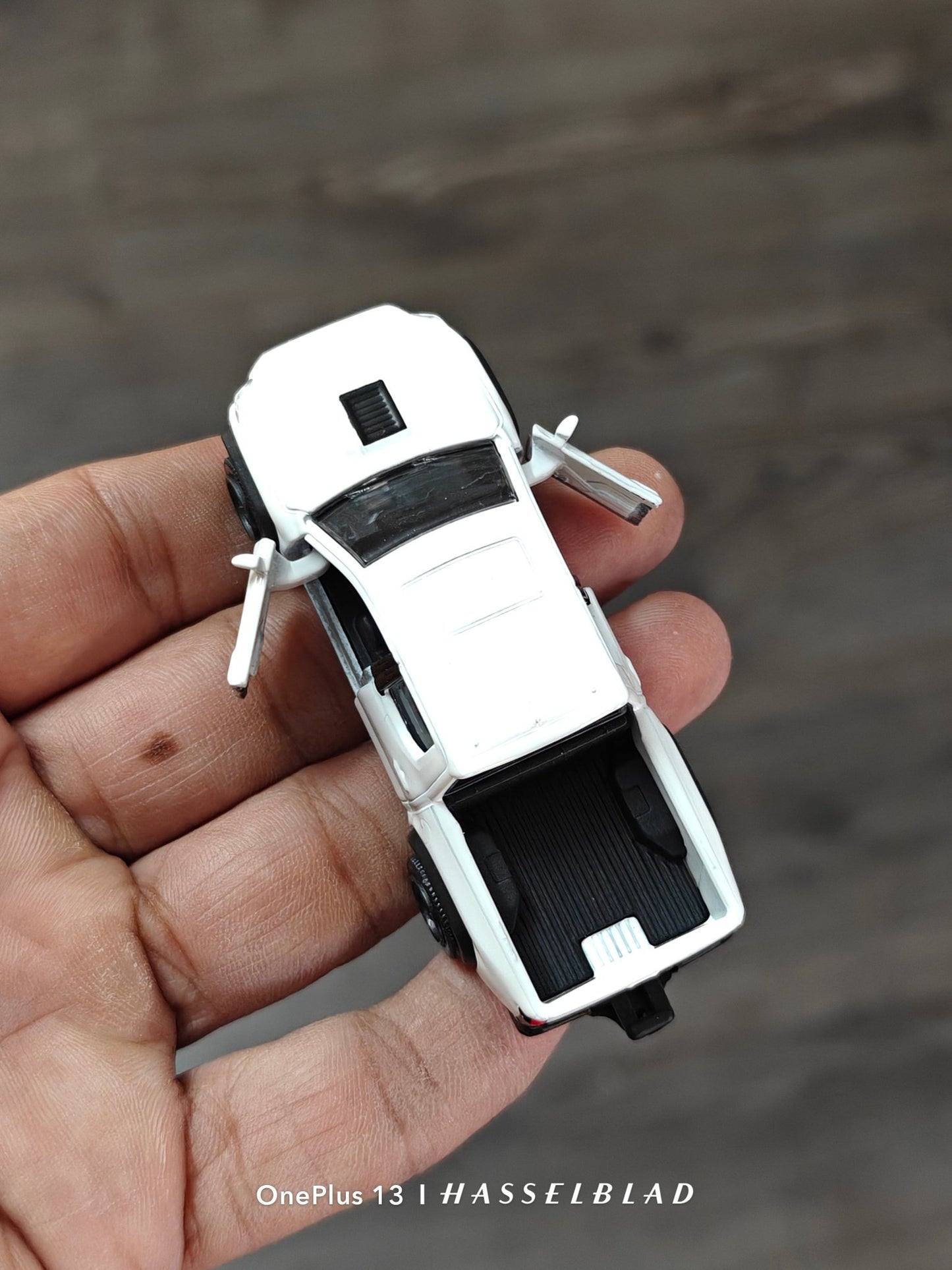 Majorette Toyota Tacoma TRD Pro - White (Uncarded - New) - Kinder Logs