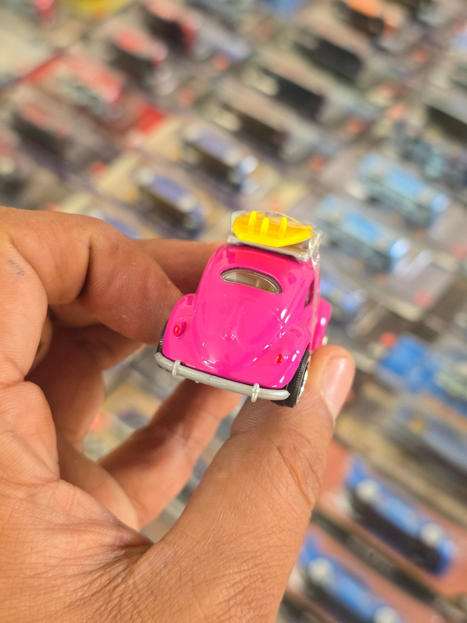 Majorette Volkswagen Beetle - Pink Surf Rider (Uncarded) - Kinder Logs