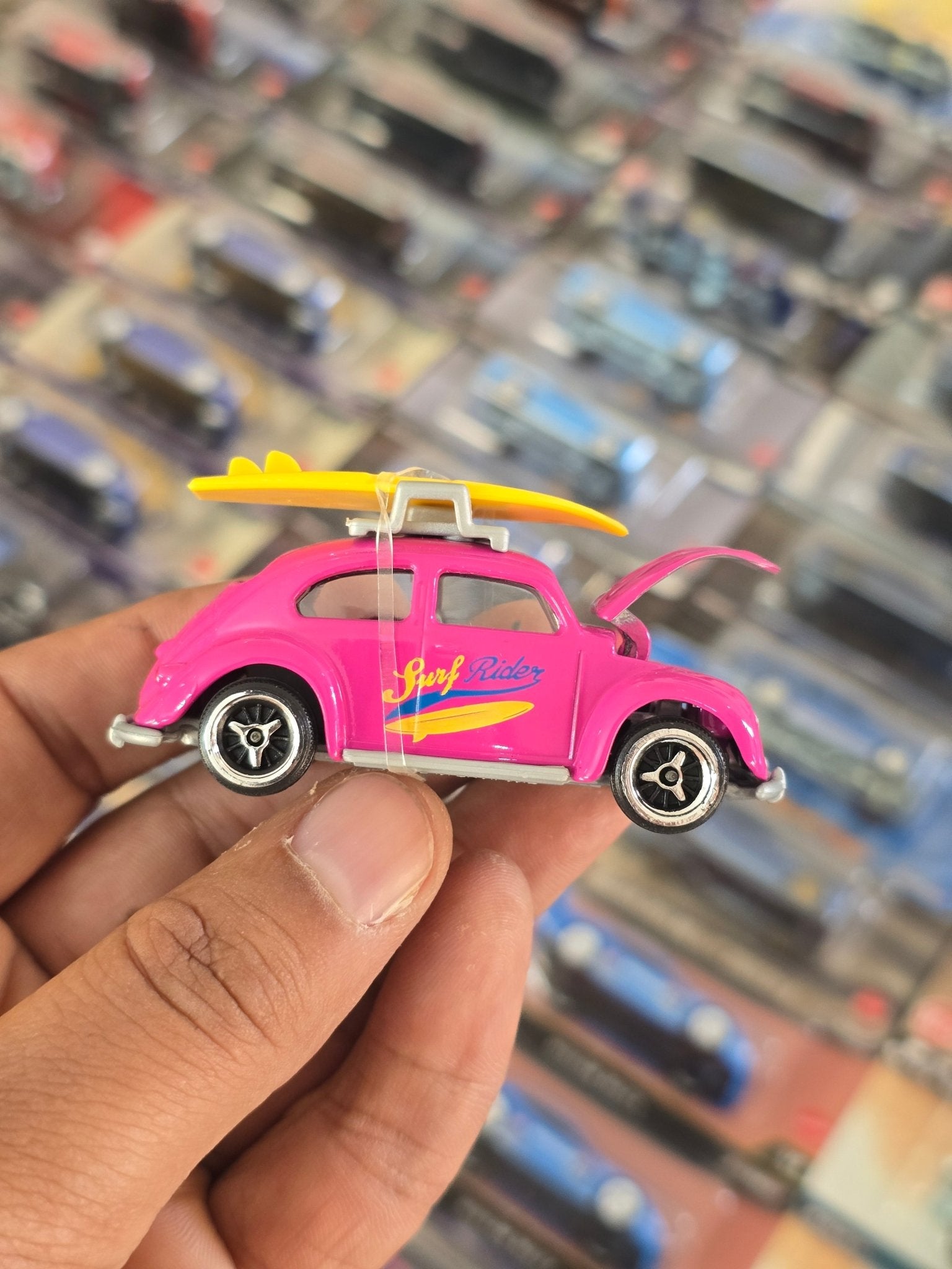 Majorette Volkswagen Beetle - Pink Surf Rider (Uncarded) - Kinder Logs