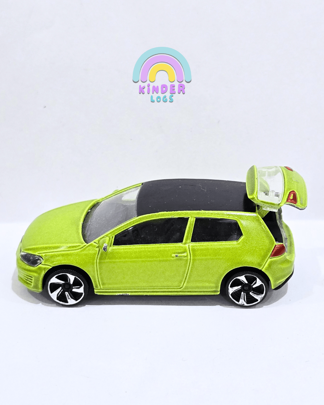 Majorette Volkswagen Golf GTI - Green (Used Car) - Kinder Logs