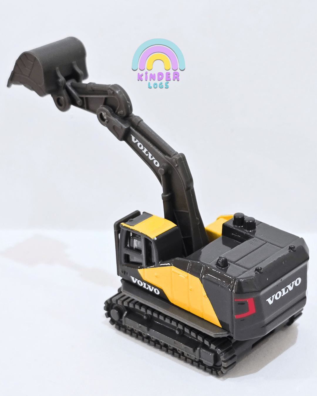 Majorette Volvo Excavator EC950F (Uncarded - New) - Kinder Logs