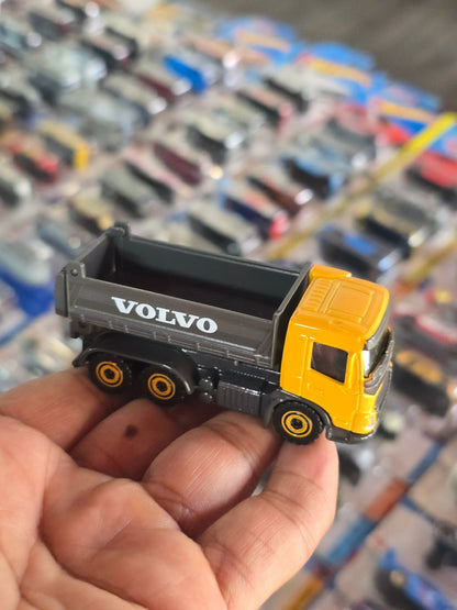 Majorette Volvo Truck - FMX Dumper (Uncarded) - Kinder Logs
