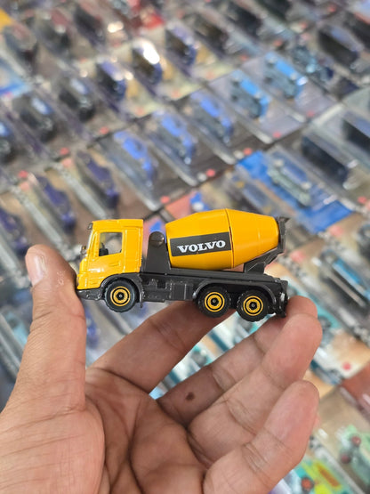 Majorette Volvo Truck - FMX Mixer (Uncarded) - Kinder Logs