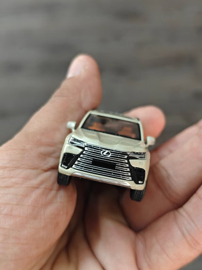Massdi 2022 Lexus LX600 (Open Box) - Kinder Logs