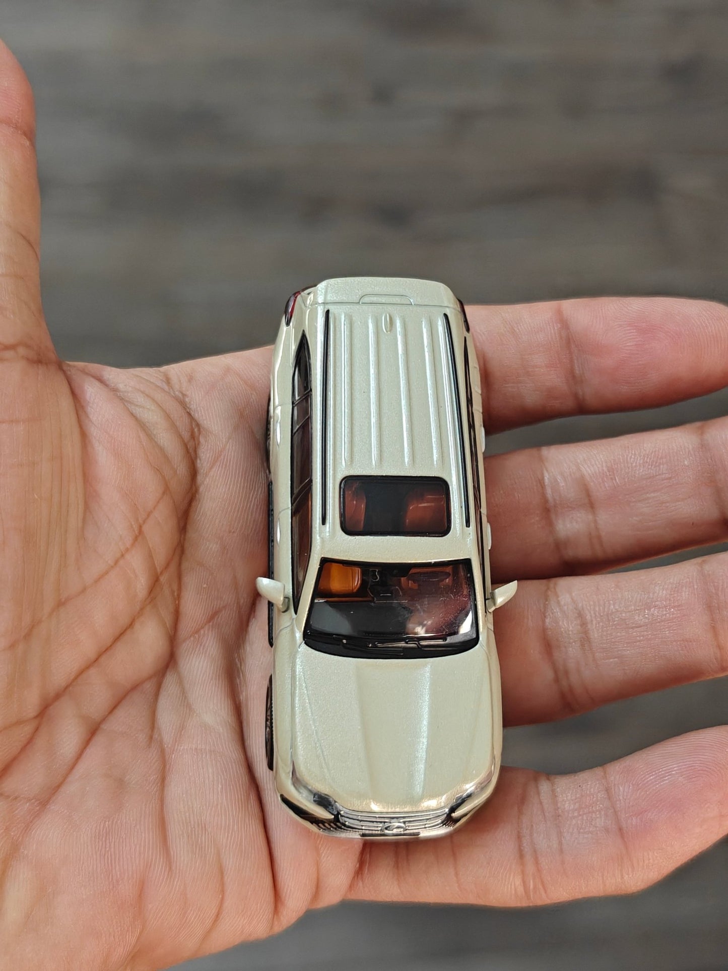 Massdi 2022 Lexus LX600 (Open Box) - Kinder Logs