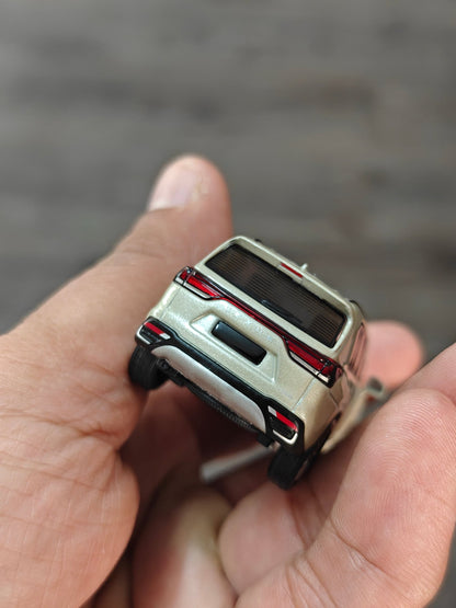 Massdi 2022 Lexus LX600 (Open Box) - Kinder Logs