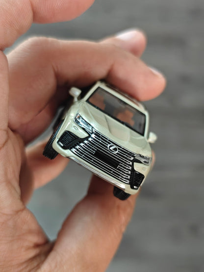 Massdi 2022 Lexus LX600 (Open Box) - Kinder Logs