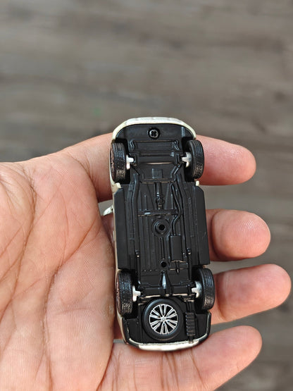Massdi 2022 Lexus LX600 (Open Box) - Kinder Logs